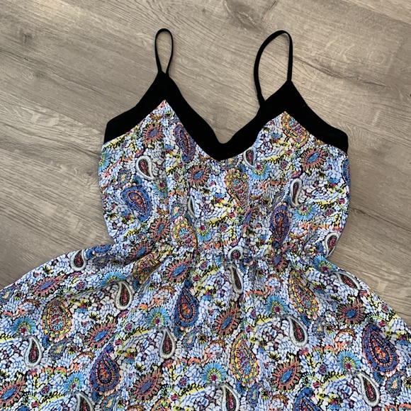 CUT & SEW | Women’s Dress - Picture 4 of 10